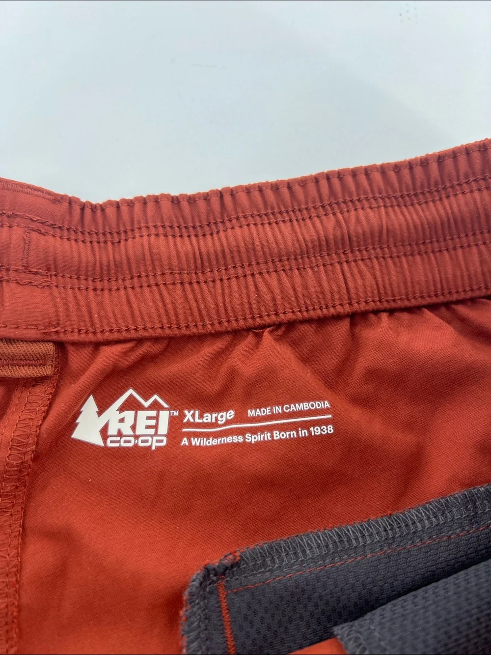 REI Men's Trailmade Rust Jogger Pants Zip Pocket Nylon Spandex
